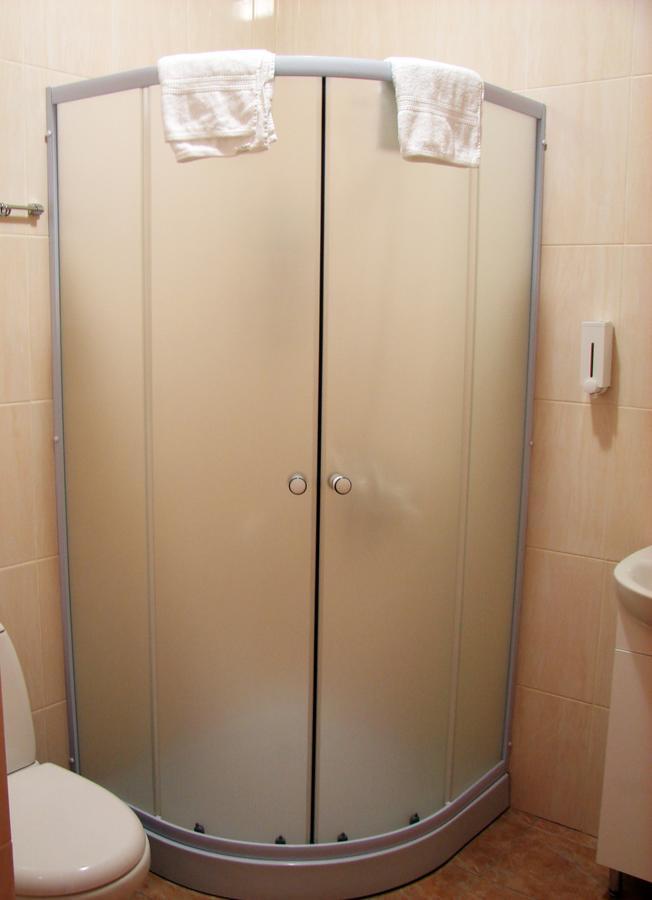 Hotel Pershyi Kordon Tourist Complex Medvedevka Zimmer foto