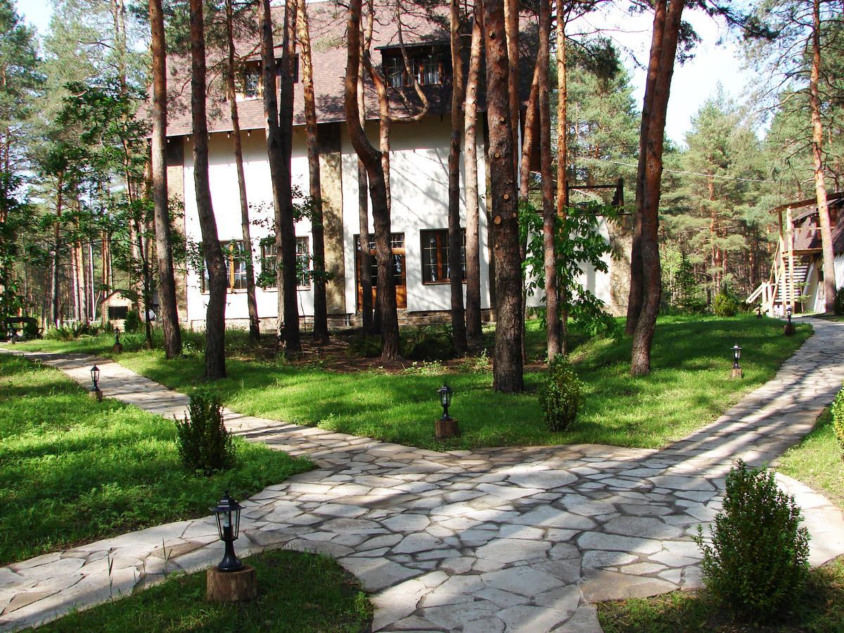 Hotel Pershyi Kordon Tourist Complex Medvedevka Exterior foto