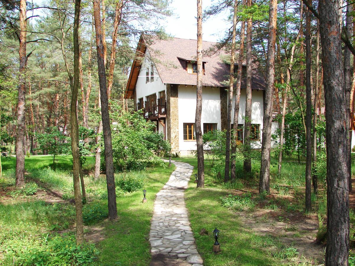 Hotel Pershyi Kordon Tourist Complex Medvedevka Exterior foto